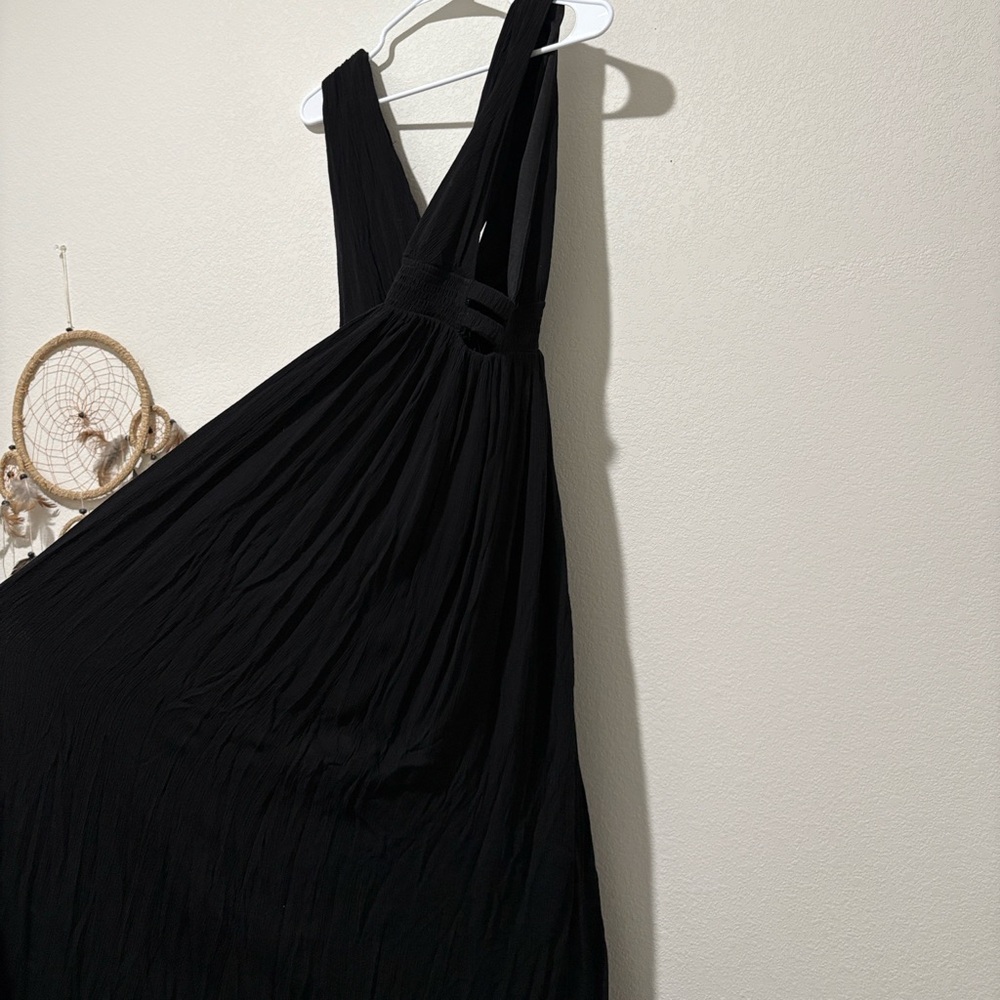 Forever 21 Black Textured Garment